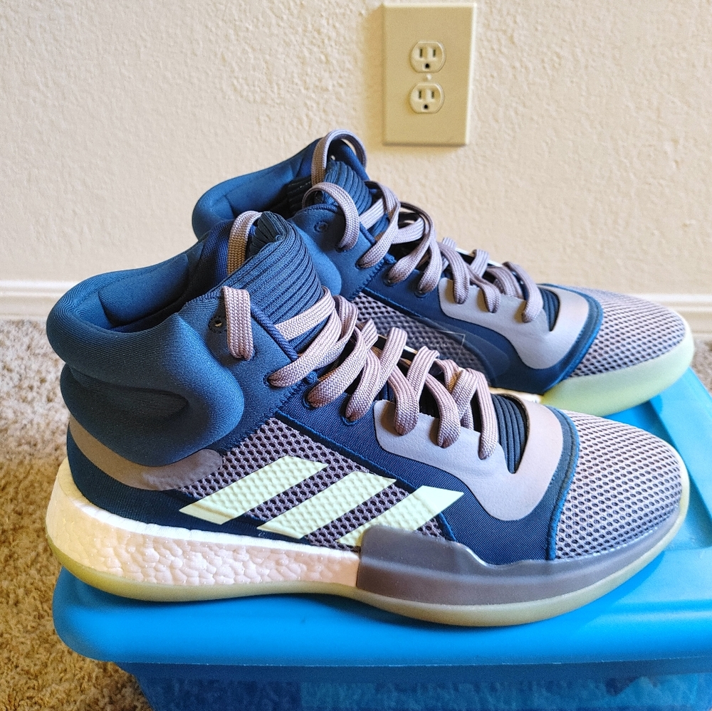 Adidas Marquee Boost Basketball Shoes Sz 13